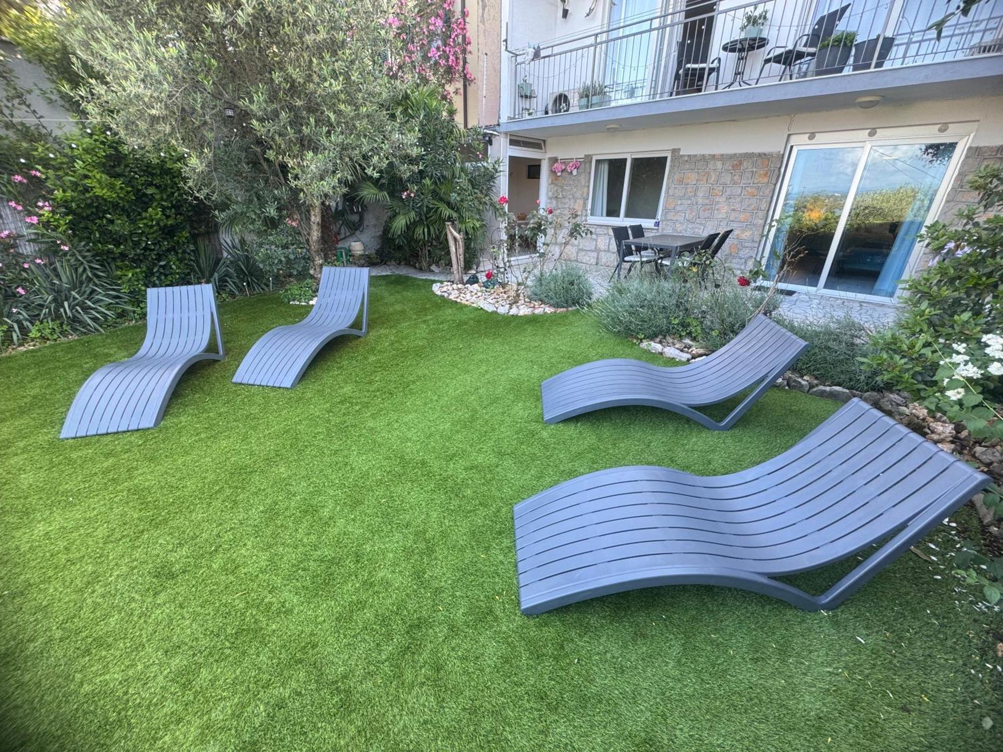 Apartment Urban Oasis Криквеница Стая снимка