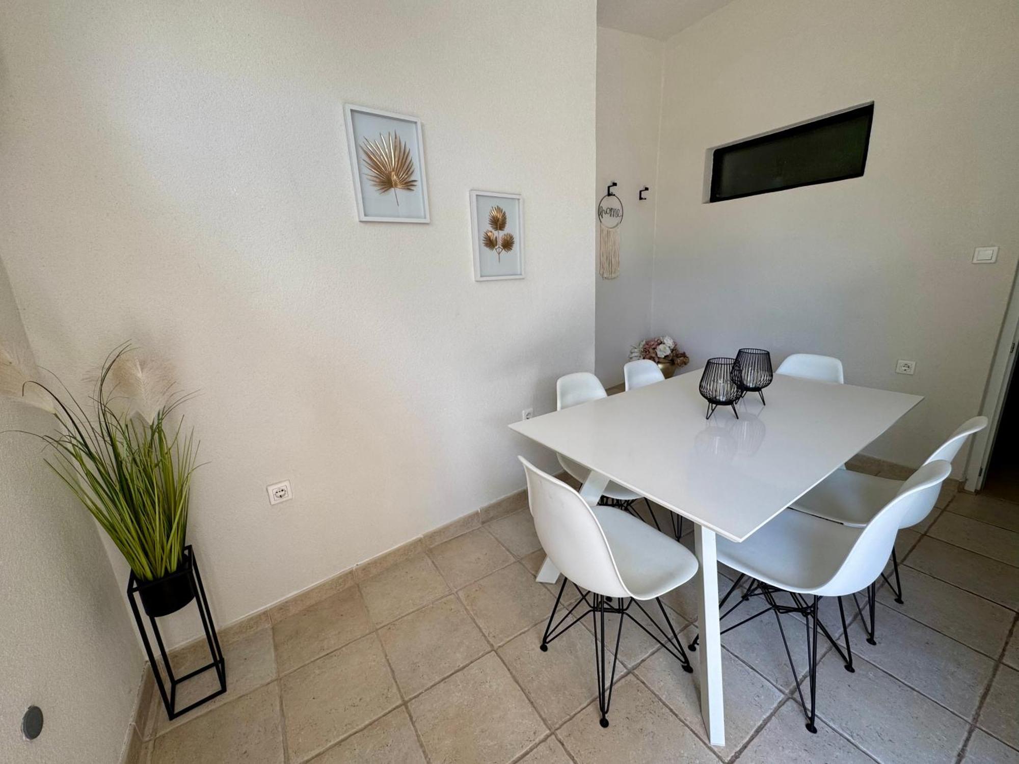 Apartment Urban Oasis Криквеница Екстериор снимка